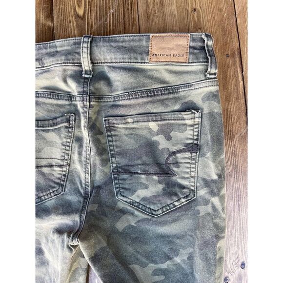 American Eagle jeans high rise jegging camo women’s size 4 - Picture 1 of 12